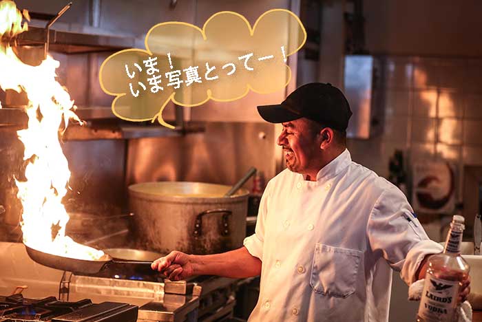 お店のことをしっかりアピールしようとしている従業員