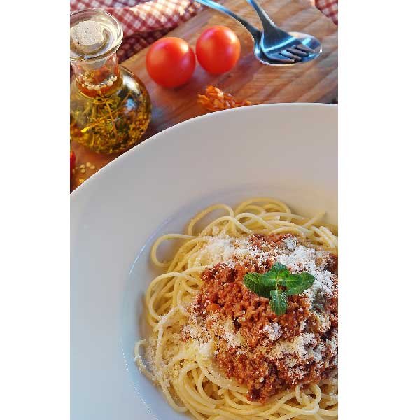 パスタを盛り付けた後の画像